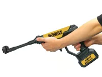 Беспроводная мойка высокого давления Dewalt DCPW600N 48V 5Ah 2 аккумулятора, аккумуляторная мини автомойка с кейсом, распылитель Девольт для авто